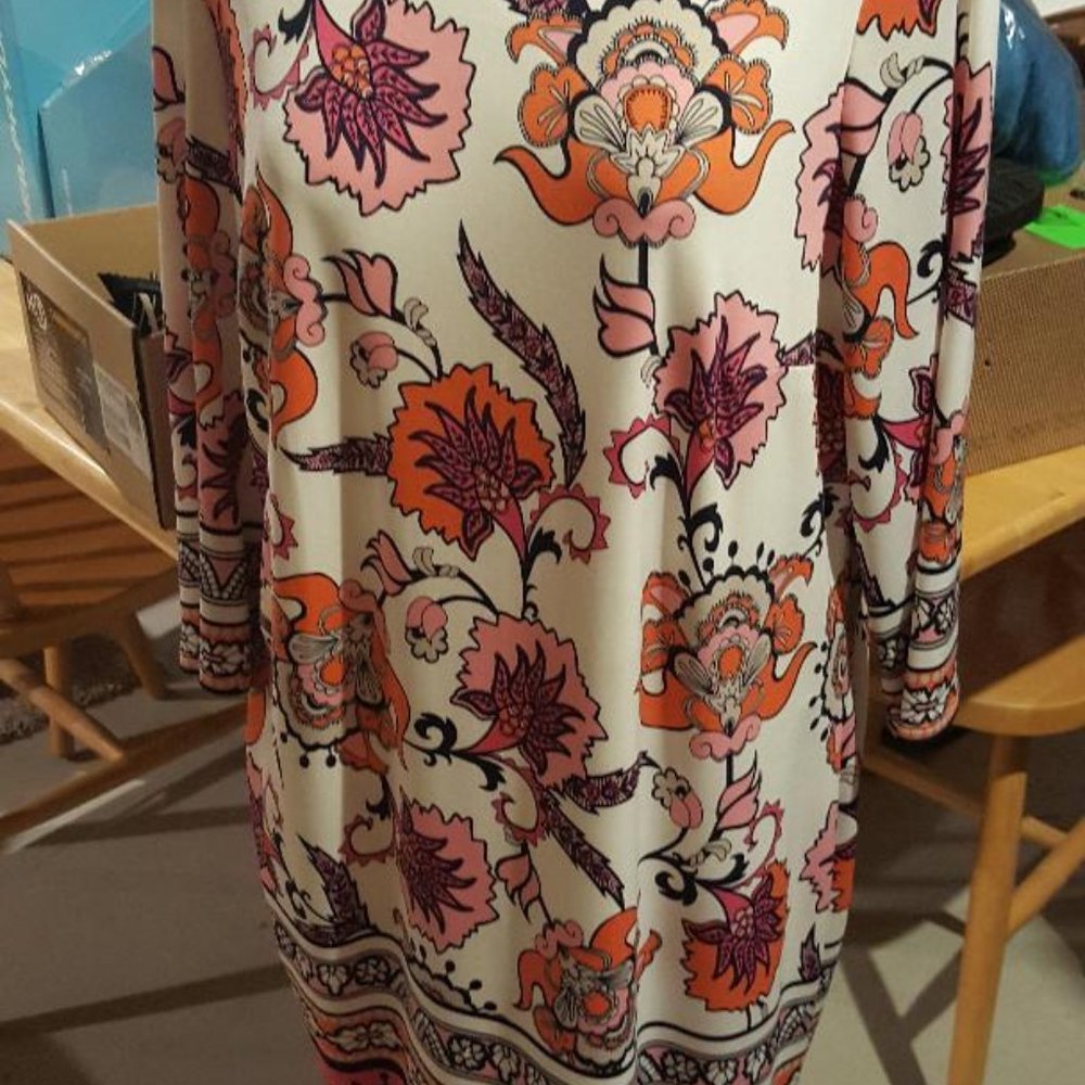 New Chico's Floral Print short dress with lining